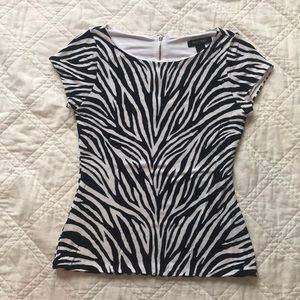 Fitted, Lined White House Black Market top